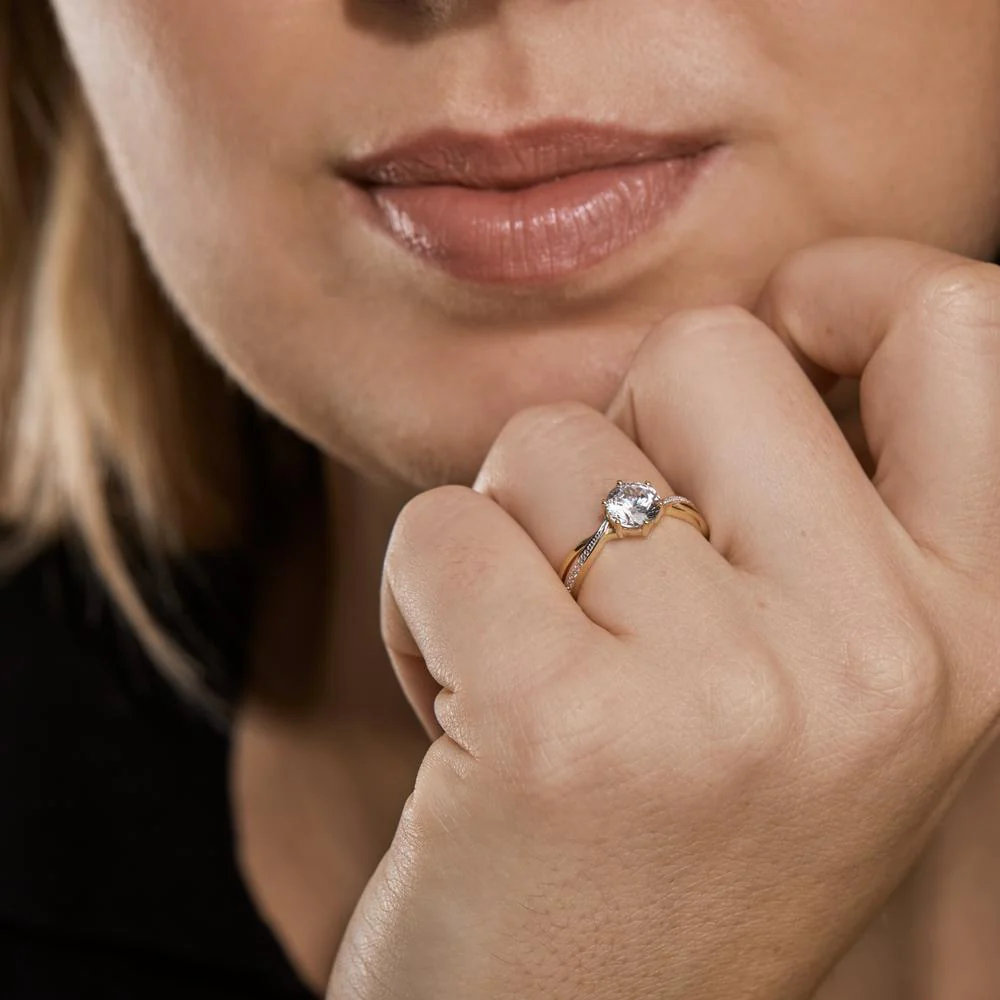 Anello solitario Oro giallo 375/9K Zirconia Ø6.7 mm - Image 4